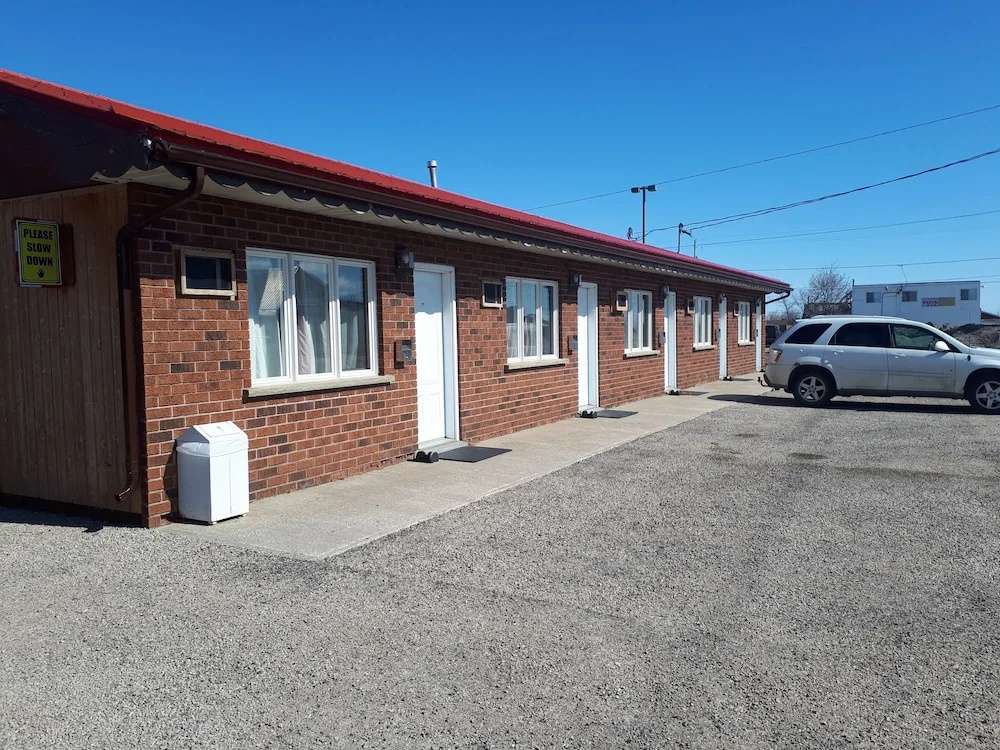 Hawberry Motel