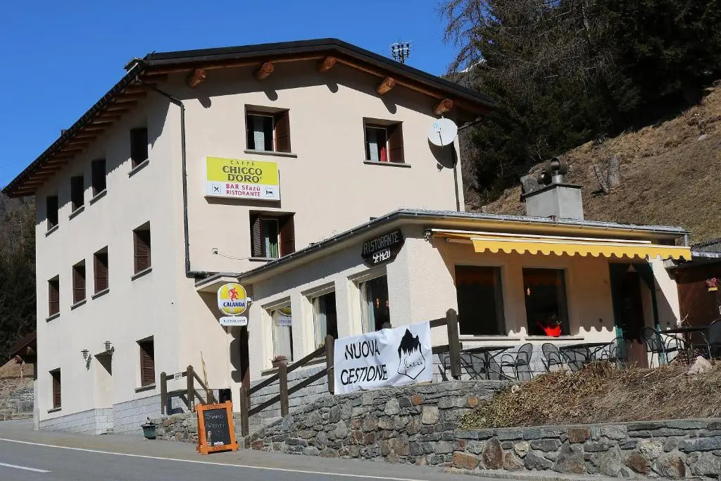 Hotel Sfazu