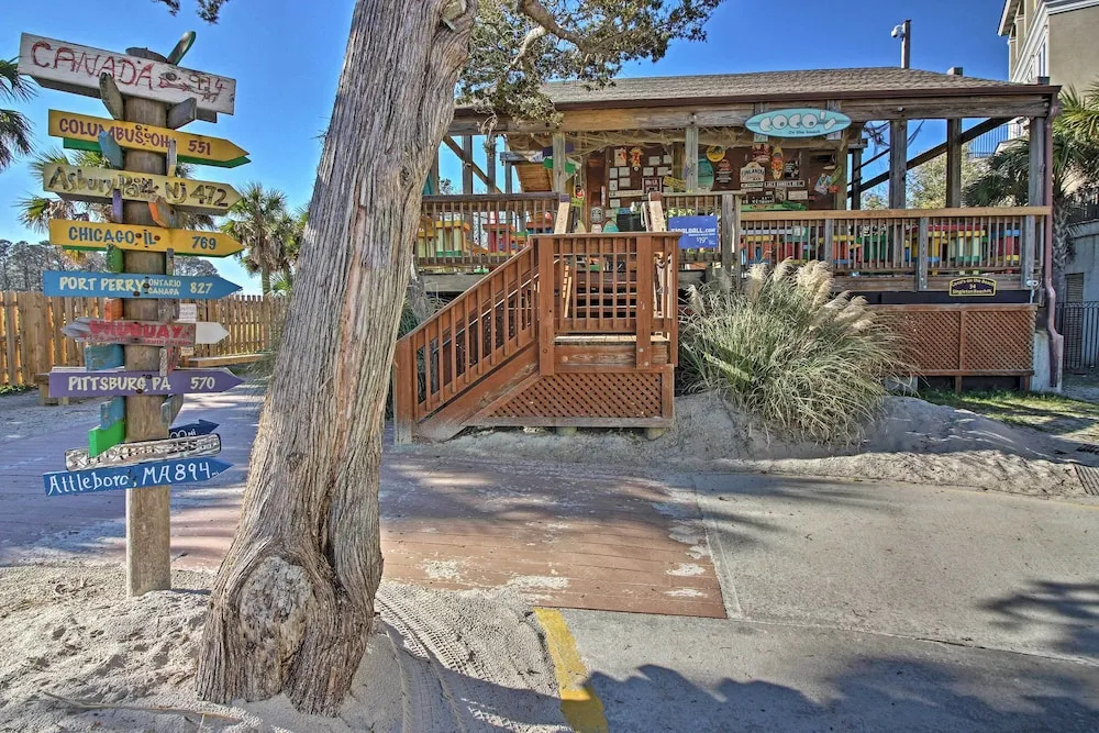 Long-term Stays Welcome: HH Island Resort Condo