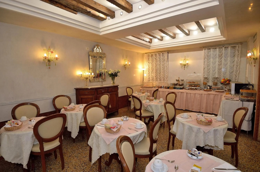 Hotel photo 40