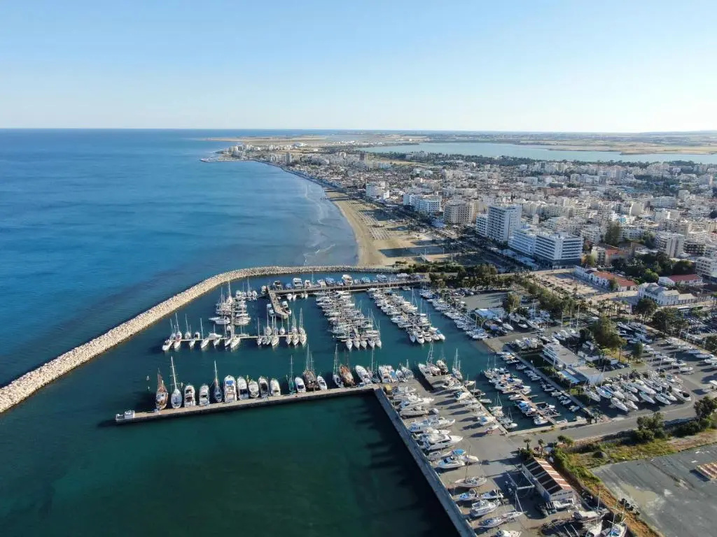 Beach & Waterfront