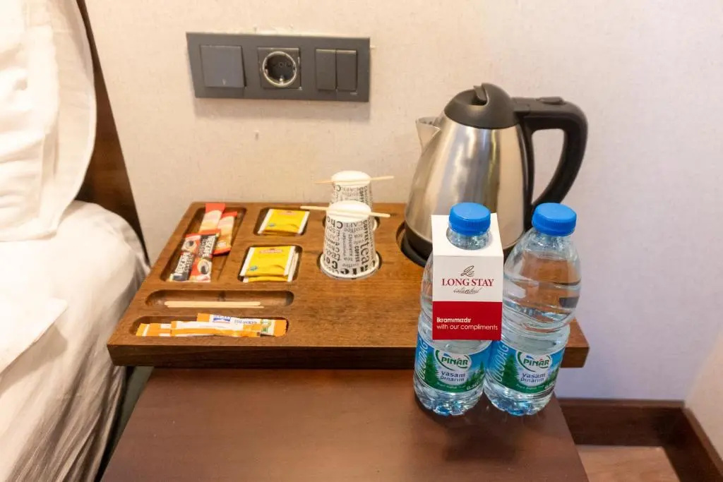 Food & Beverage