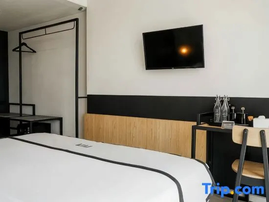 Superior Double room (full double bed)