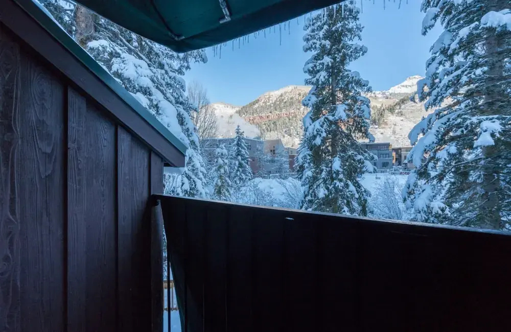 Manitou Lodge 8 Hotel Room by Alpine Lodging Telluride