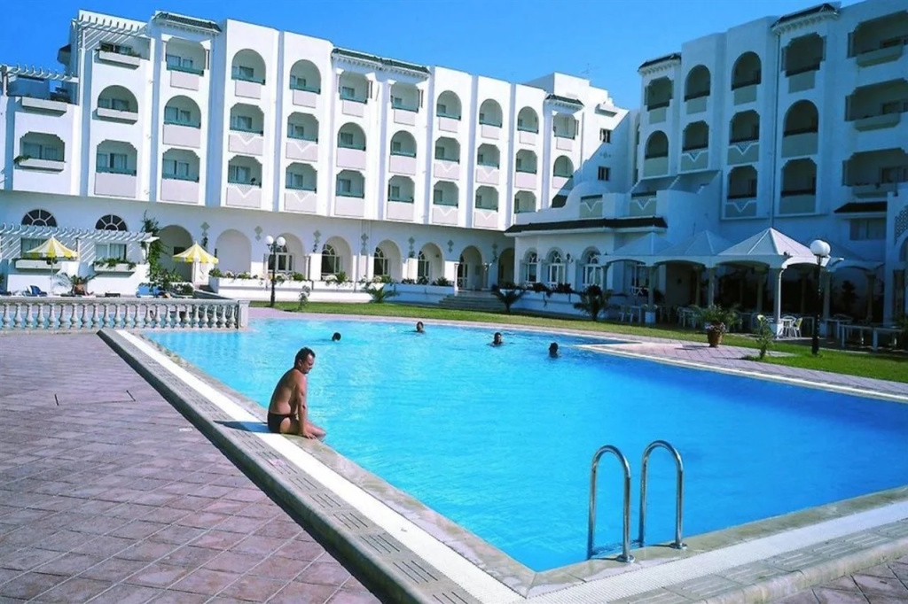 Pool