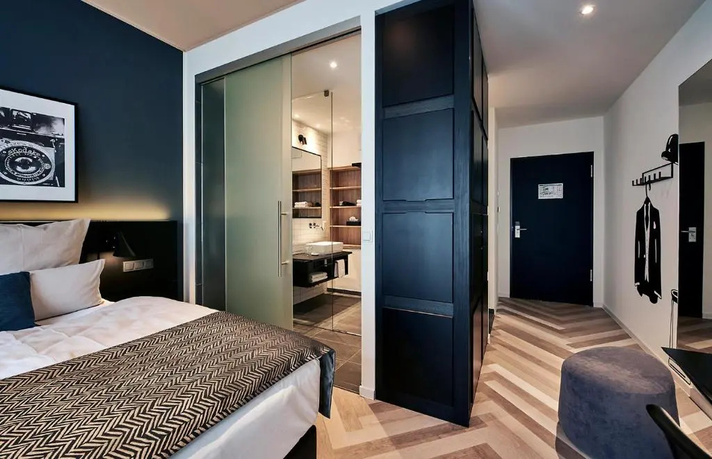 Deluxe Single room