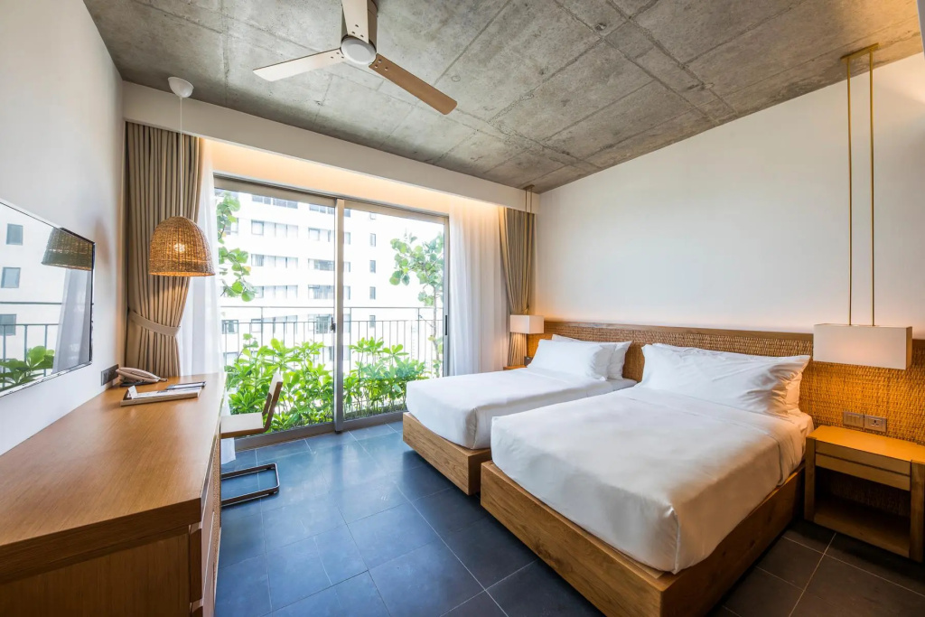 Deluxe Double room with balcony (twin beds)
