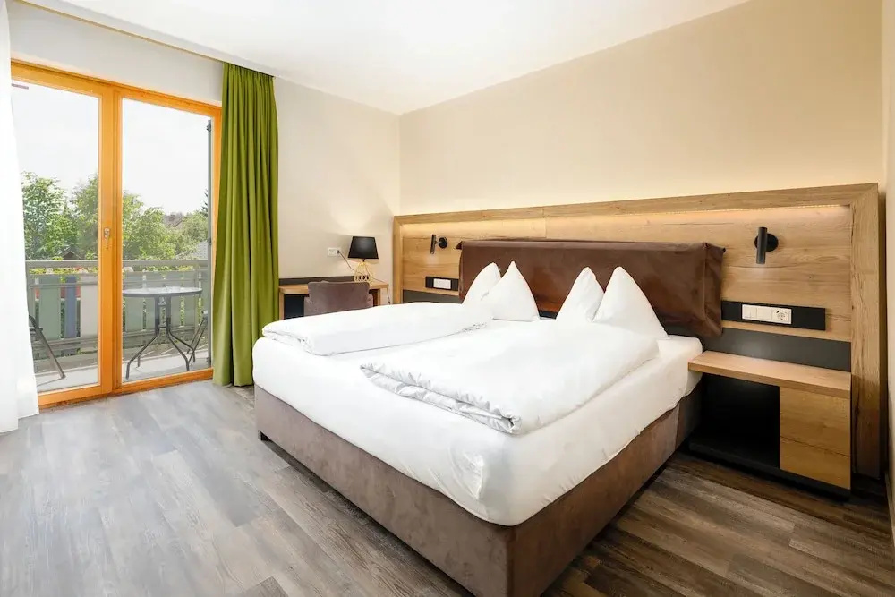 Comfort Double room (full double bed)