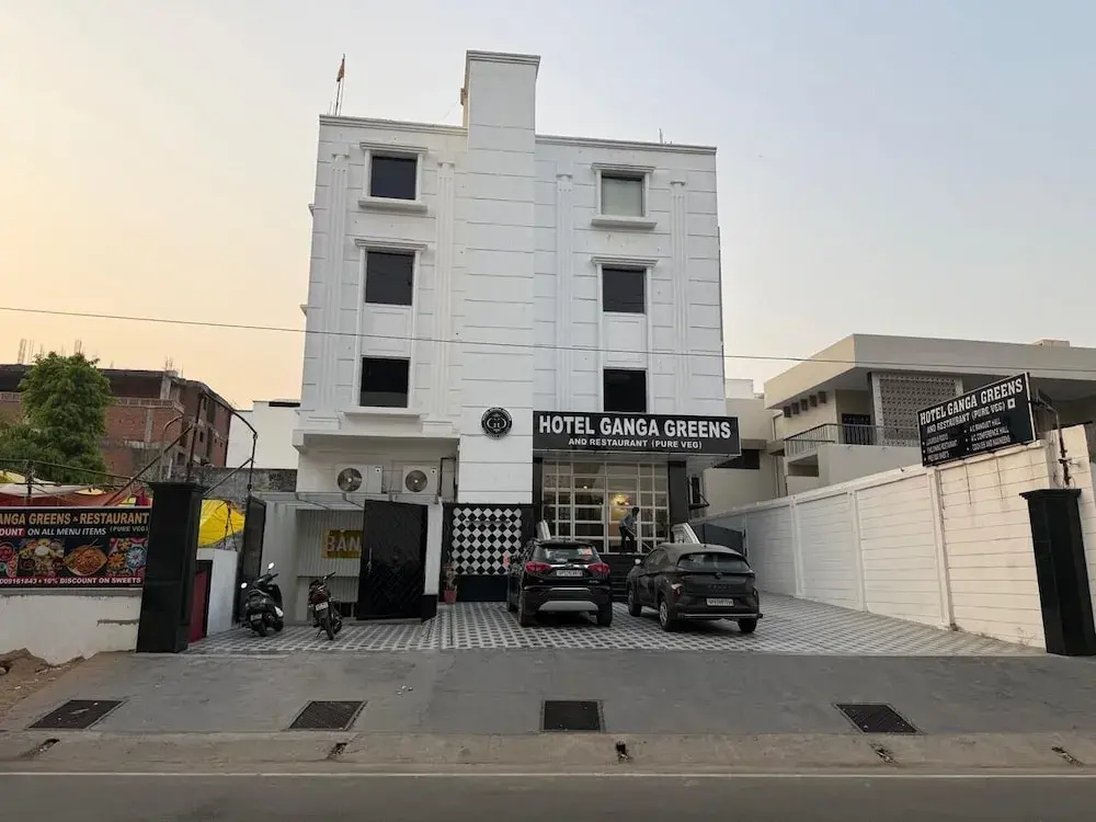 Hotel Ganga Greens