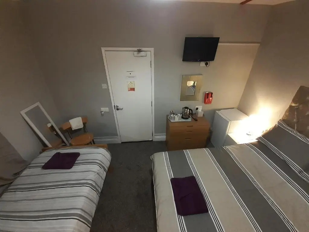 Economy Double room (full double bed)