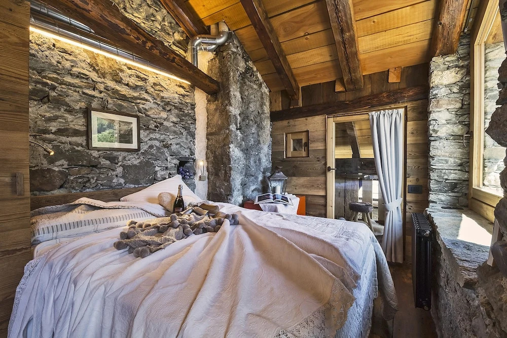 1 Bedroom Suite with balcony