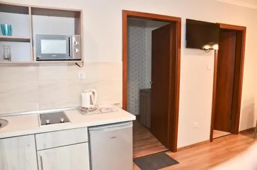 Media Panzió és Apartmanház - Général