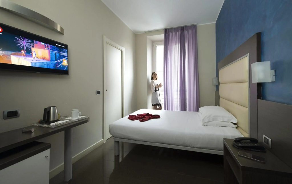 Hotel photo 12