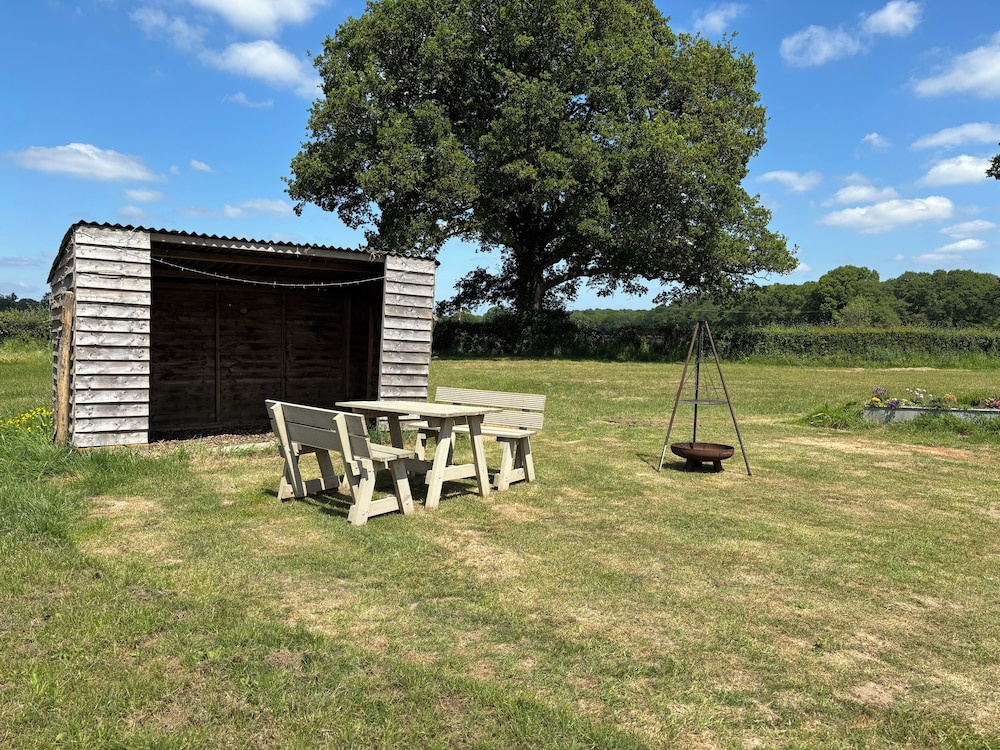 Shepherds Hut 2