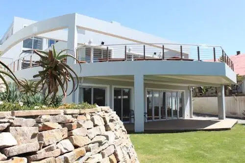 Morgan Bay Hotel