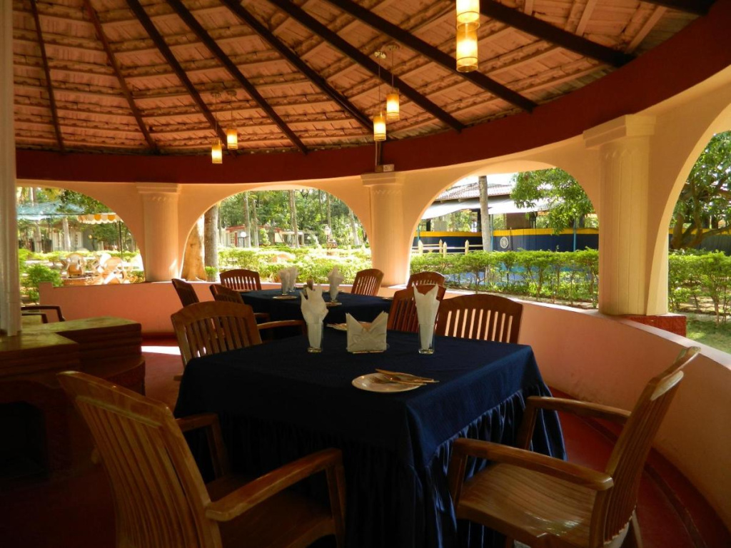 Hotel photo 12