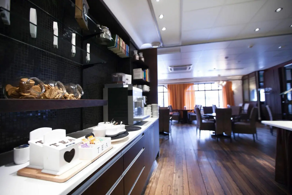 Hotel photo 43