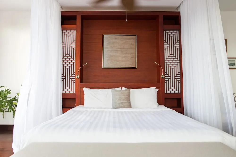 Suite with balcony