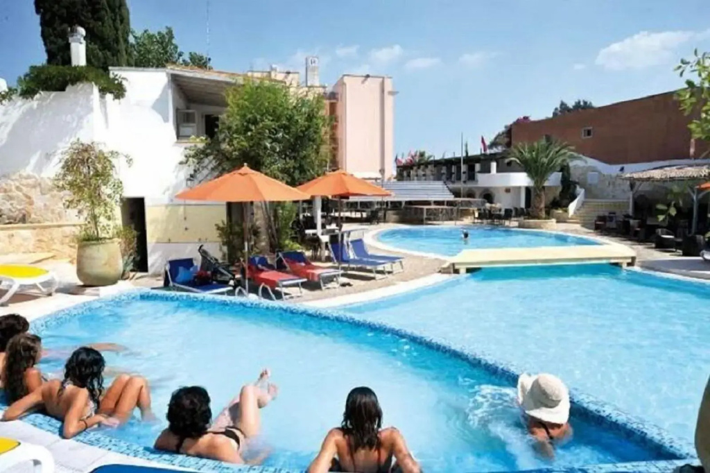 Hotel photo 18