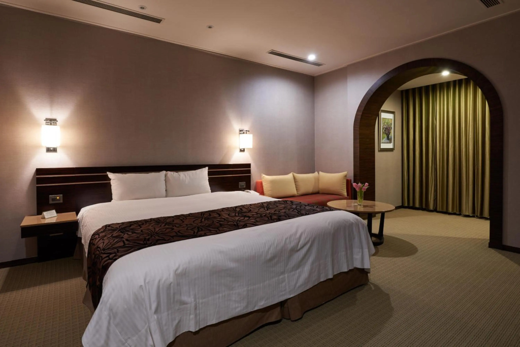 Sol Hotel — 5