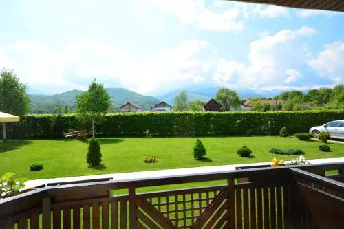 Balcony & Terrace
