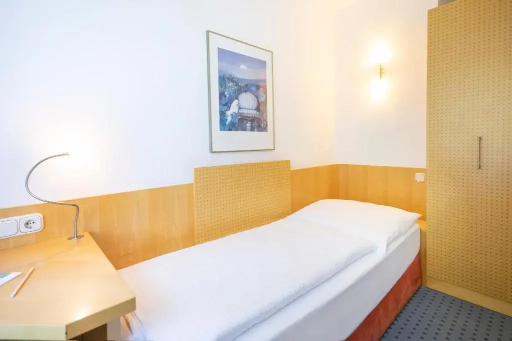 ACHAT Hotel Suhl - Chambres
