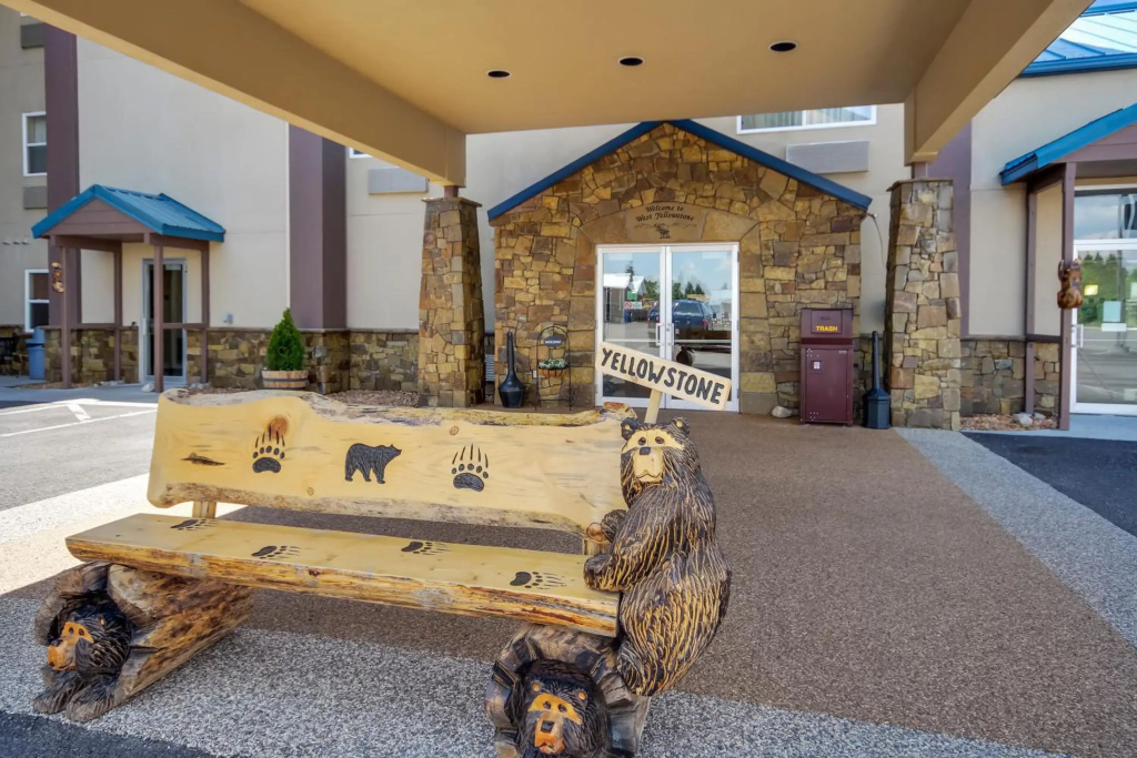 Yellowstone Westgate Hotel