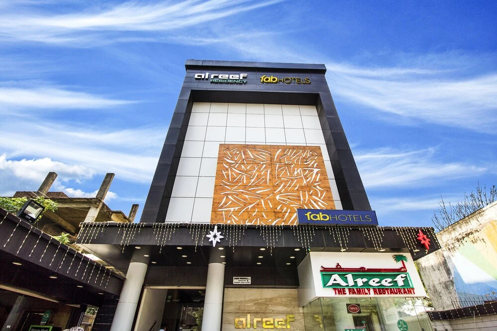 FabHotel Alreef Residency Vadaplani