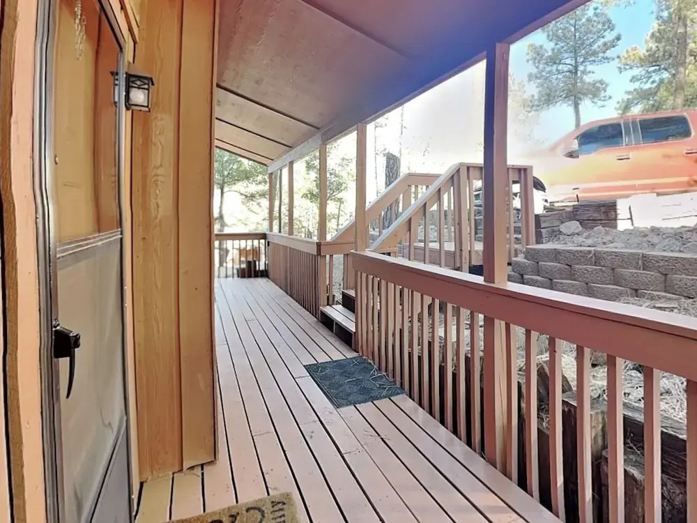 Whispering Bluff #402