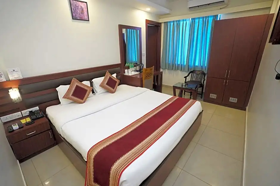 Hotel AVN Grand - Chambres