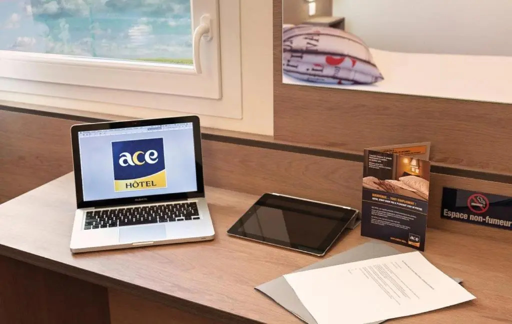 ACE Hôtel Creutzwald St Avold - Chambres