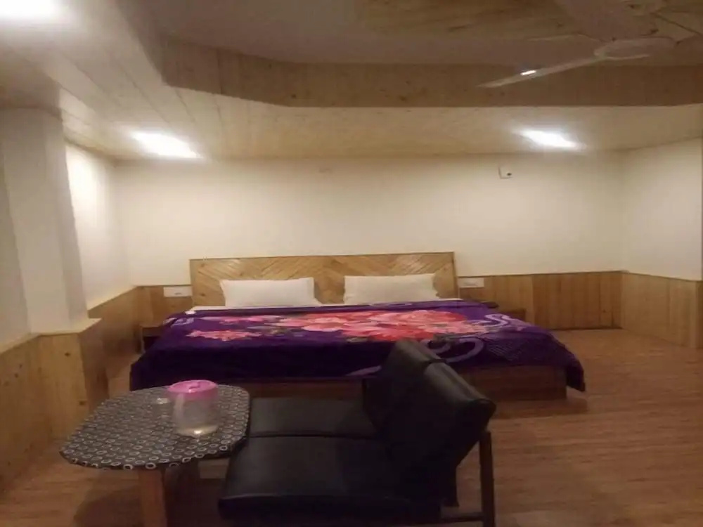 ADB Rooms Hotel Kartik Manali