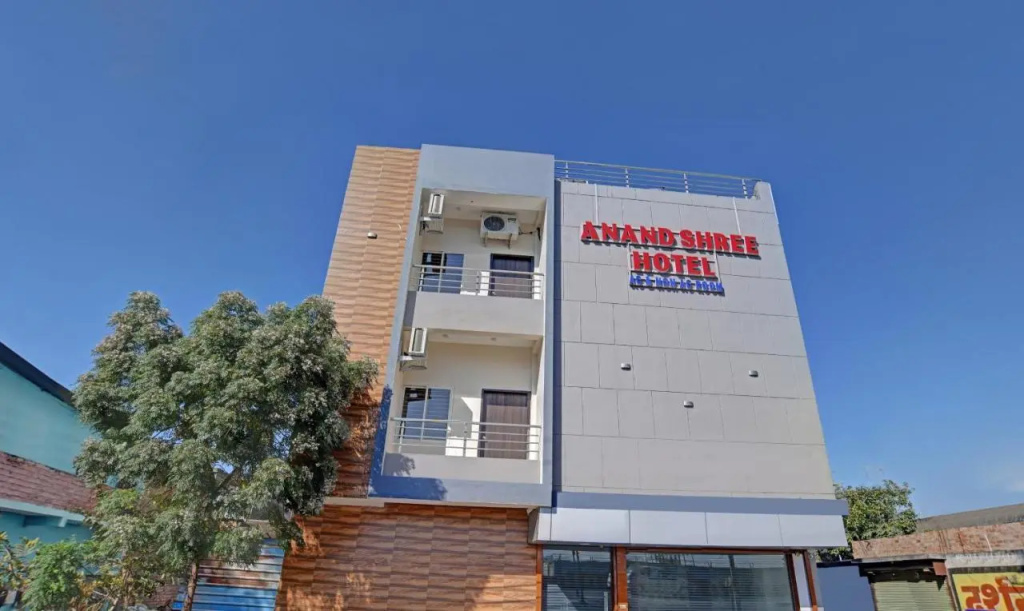 Hotel Anand Shree,Indore