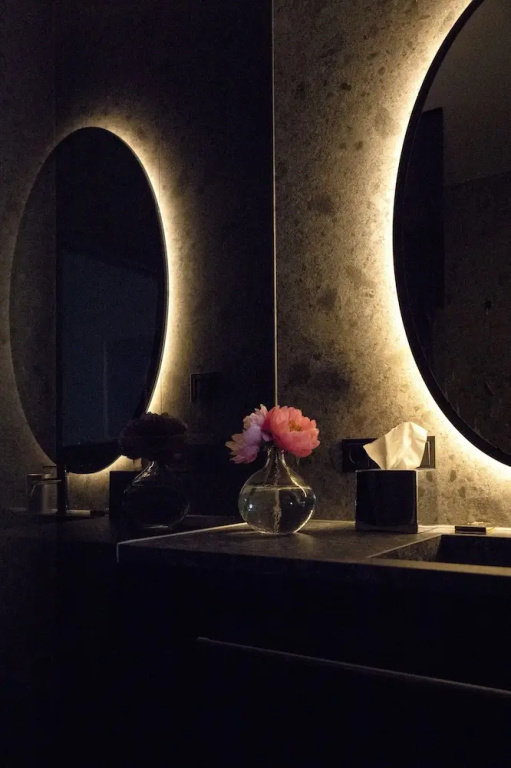 Premier room