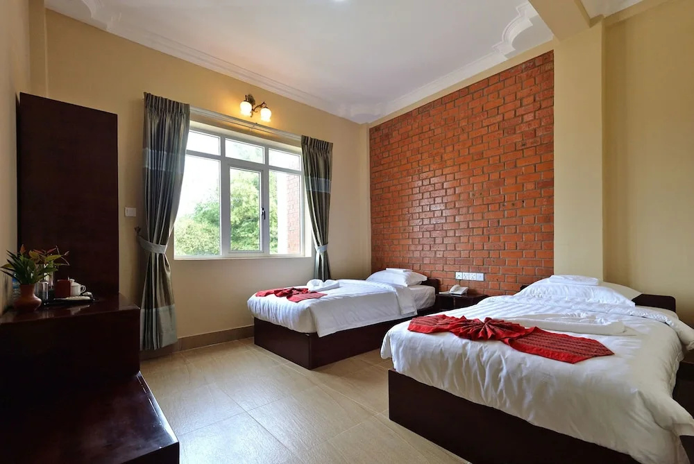 Superior Double room with city view (twin beds)