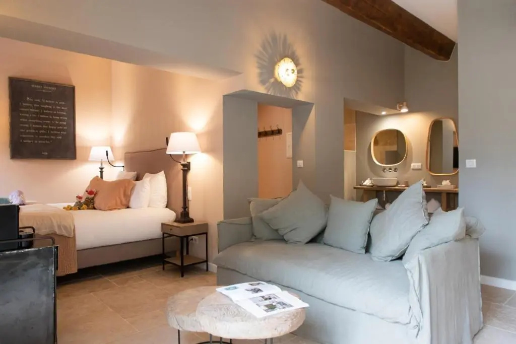 Deluxe Suite