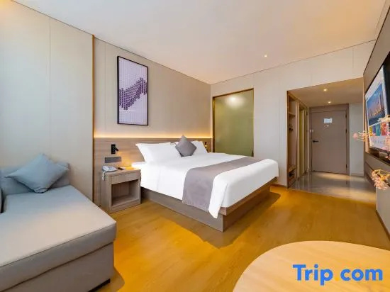 Deluxe Double room (full double bed)