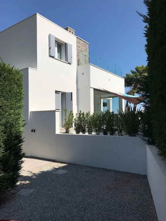 Super Villa With Private Pool in Isola Albarella by Beahost Rentals