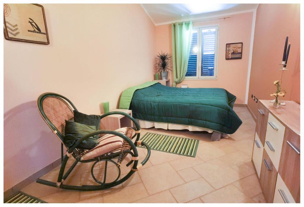 gallery_image_hidden_16