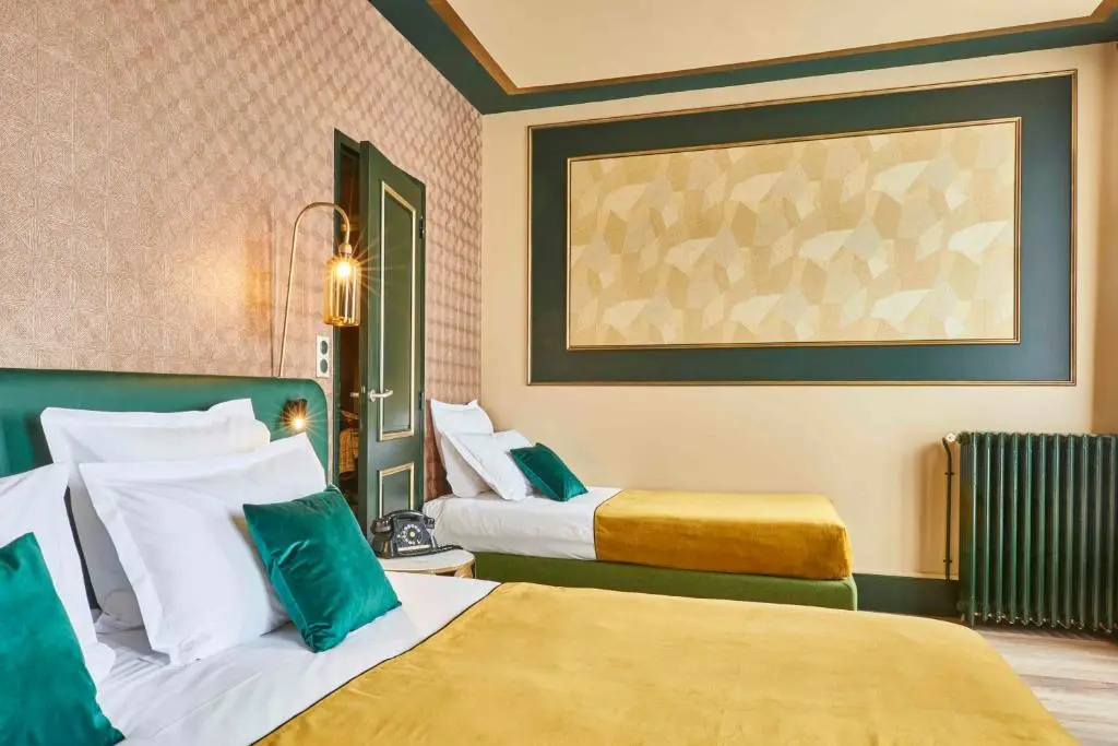 Premium Triple room