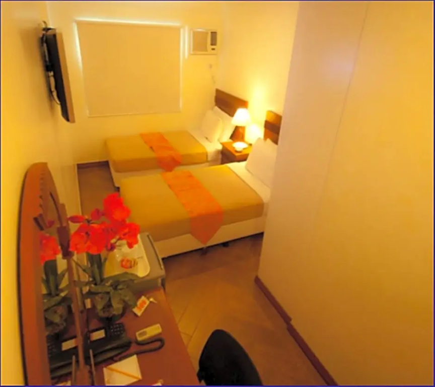 Townhouse OAK Metro Manila Nea Osmena Hw PNR Pasay - Chambres