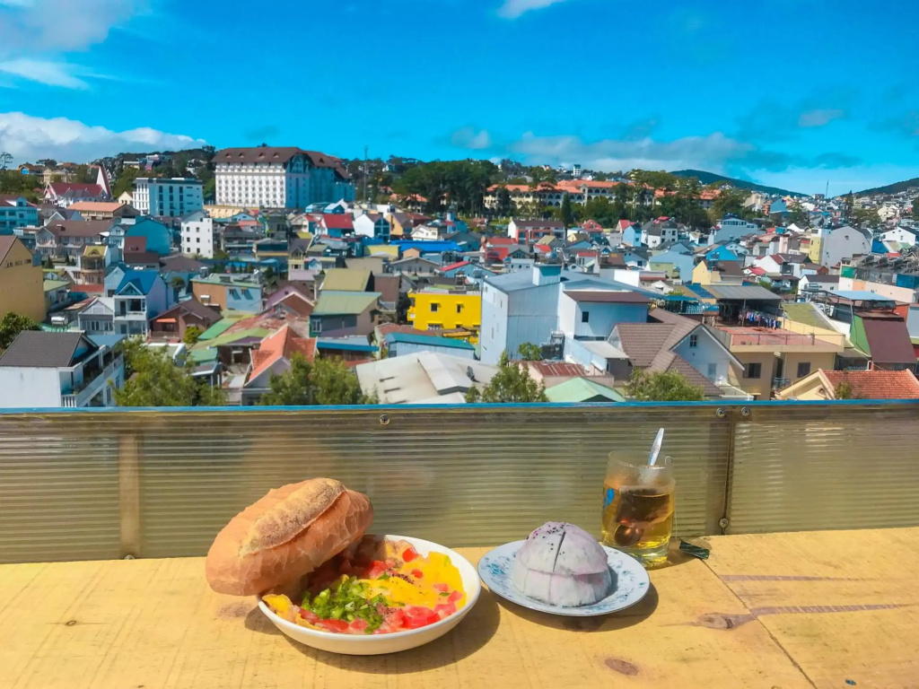 Dalat Backpacker's Alley Hostel