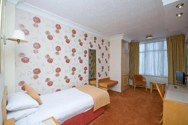 The Royal Beach Hotel - Chambres