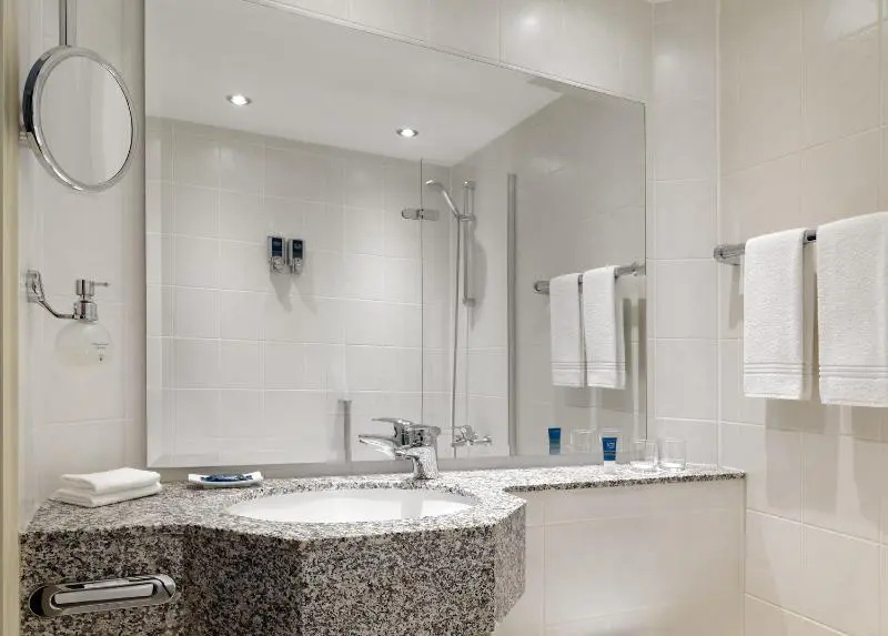 Standard Double room with balcony (full double bed)