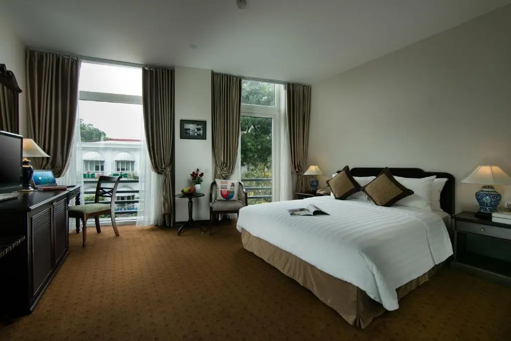 Executive Double room with city view (full double bed)