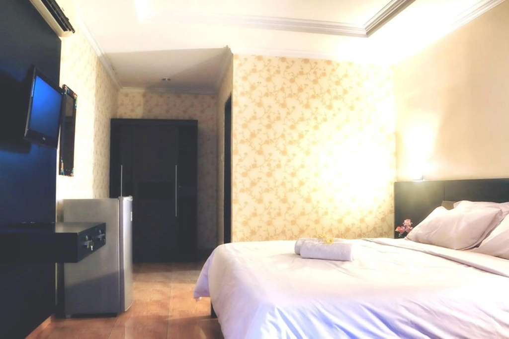 Agus Beach Inn — 2