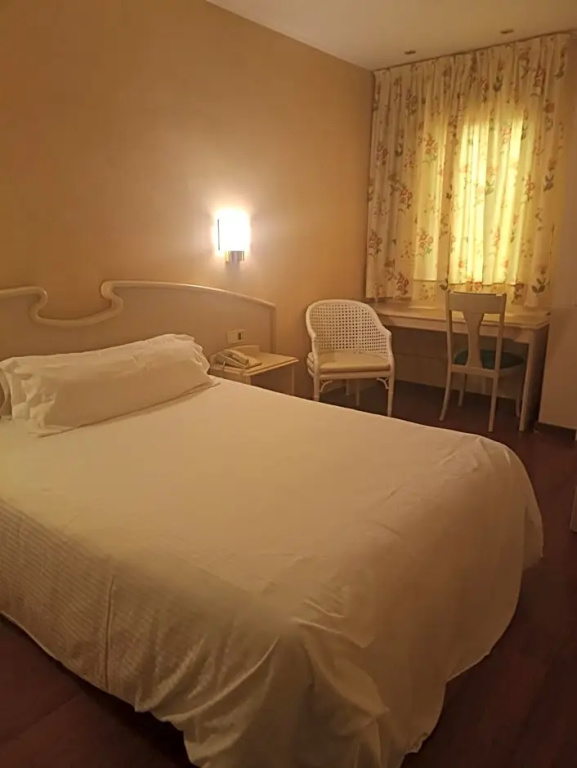 Hotel Lleo - Chambres