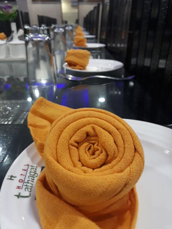 Food & Beverage