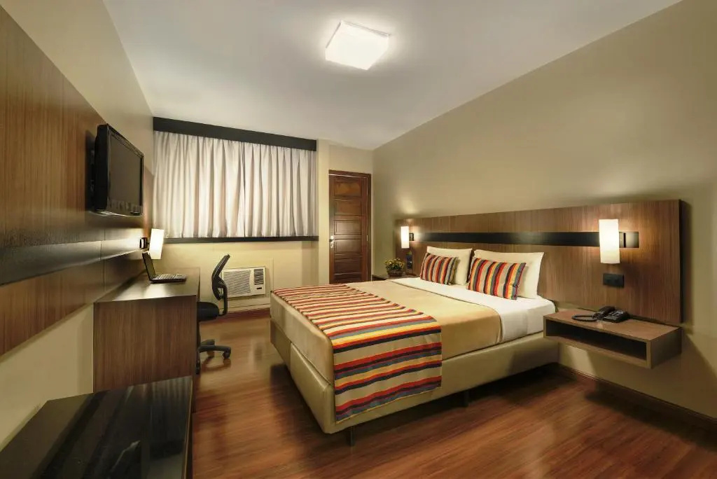 Deluxe Double room (full double bed)