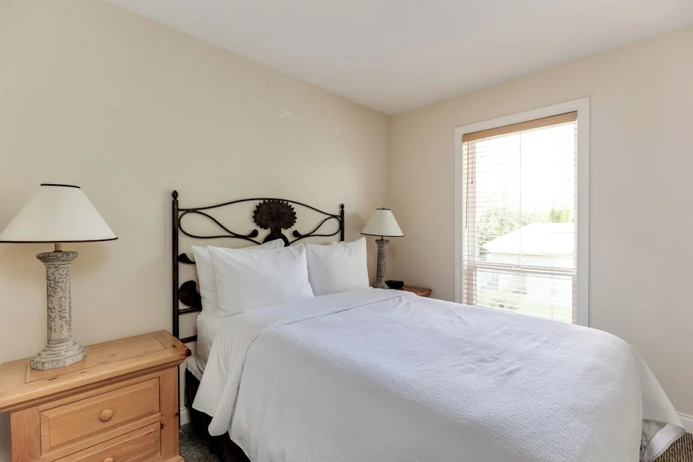 3 Bedrooms Standard room with garden view